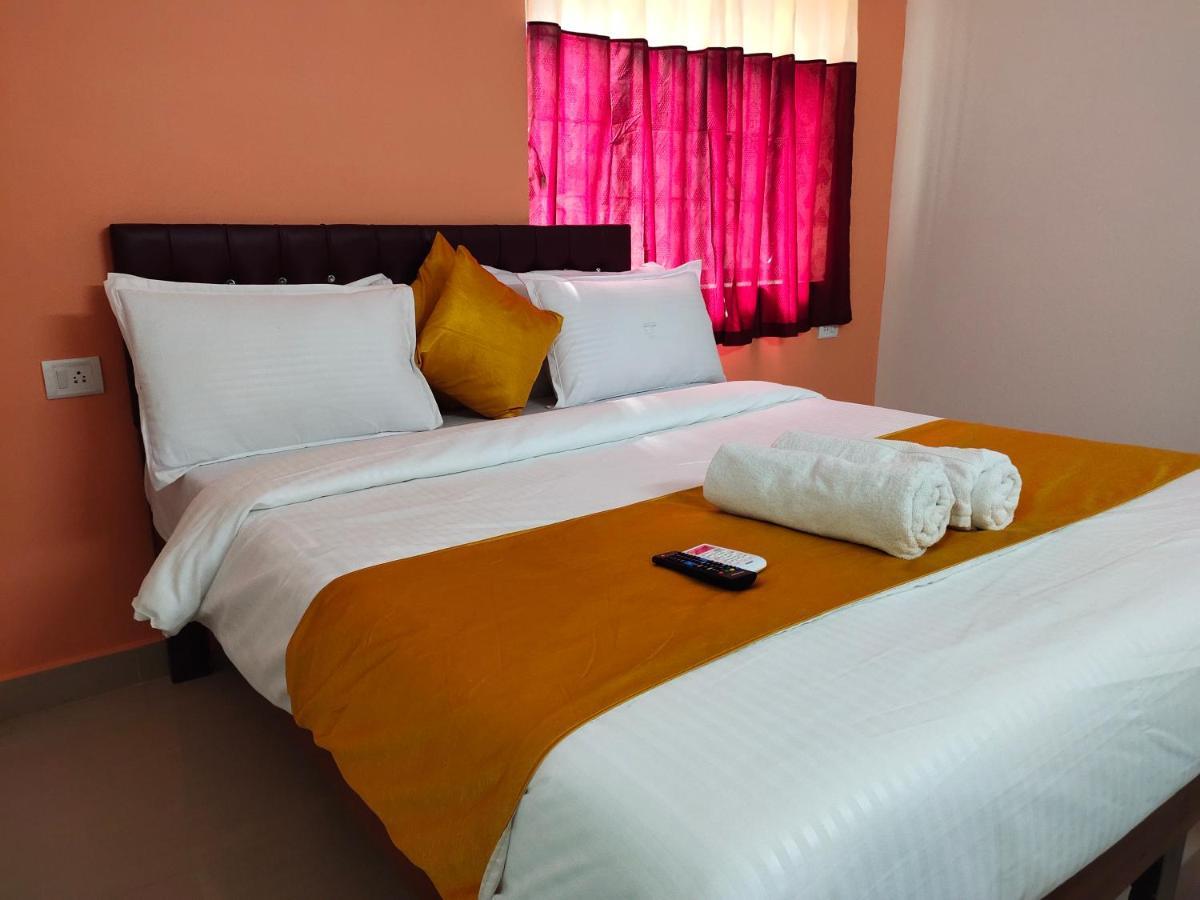 Hotel Om Baga Residency Zewnętrze zdjęcie